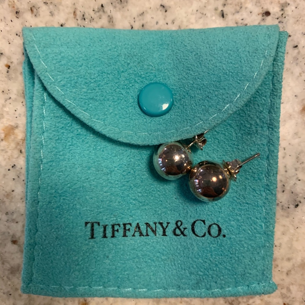 Tiffany Ball earrings 8mm